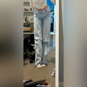 H & M Jeans Low rise light wash